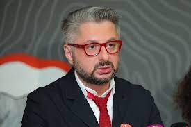 „უპასუხისმგებლო,“ - ნიკა გვარამიას პასუხი თეა წულუკიანს გელათის ფრესკებზე
