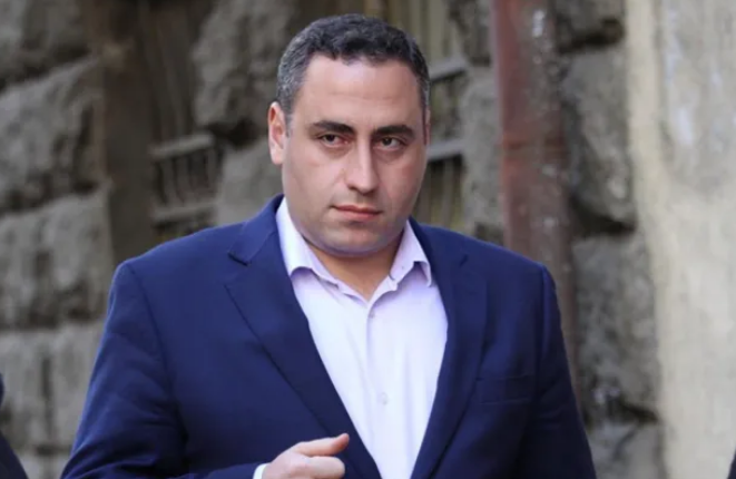 გიორგი ვაშაძე - ერთ-ერთი უბედური ქვეყნის ბედნიერი პრემიერის გამოსვლა იყო, გვითხრა, ათ წელიწადში გეშველებათო