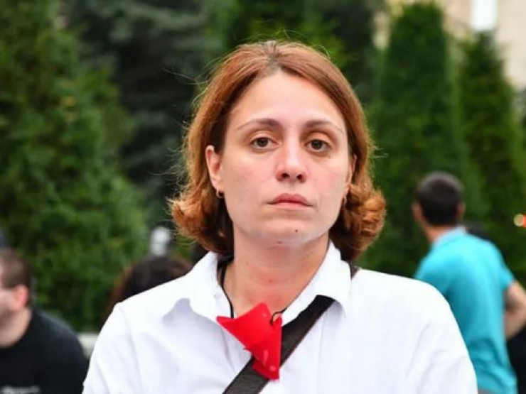 „ძალადობა, ბოროტება და სისხლი - ეს მოქალაქეებთან ურთიერთობის „ოცნების“ ფორმაა“ - ელენე ხოშტარია