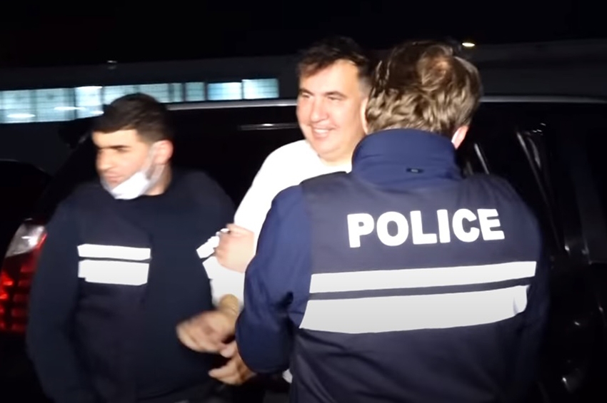 „სააკაშვილი პირბადის გამოყენებაზე უარს ამბობდა“ - პენიტენციური სამსახურის განცხადება