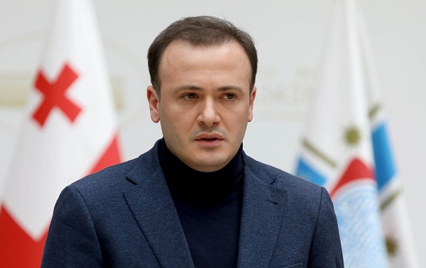 ჩემი კოლეგა ელენე ხოშტარია უფრო მადარდებს, რომელიც ნამდვილად მეშვიდე დღეა, შიმშილობს და უკვე ცუდად არის - ირაკლი ზარქუა
