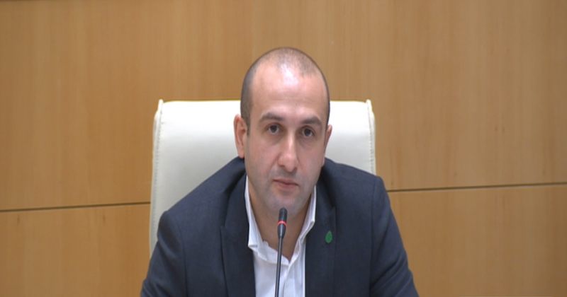 „ეს შატალოა“ - იაგო ხვიჩია ენმ-ს საპარლამენტო ბოიკოტზე