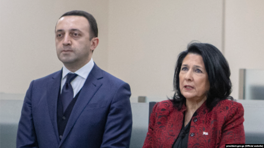 „ჩვენი გადაწყვეტილებით, ქალბატონი პრეზიდენტი მიიღებს მონაწილეობას დემოკრატიის სამიტზე“ - ღარიბაშვილი