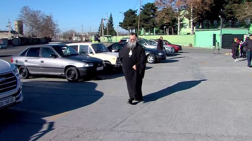 მეუფე ნიკოლოზმა შობის დღესასწაული საქარველოს მესამე პრეზიდენტს რუსთავის ციხეში მიულოცა