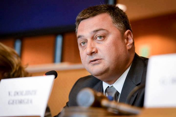ნატო-ში შეხვედრებს ვმართავთ უკრაინელებთან კოორდინირებულ რეჟიმში-ვიქტორ დოლიძე