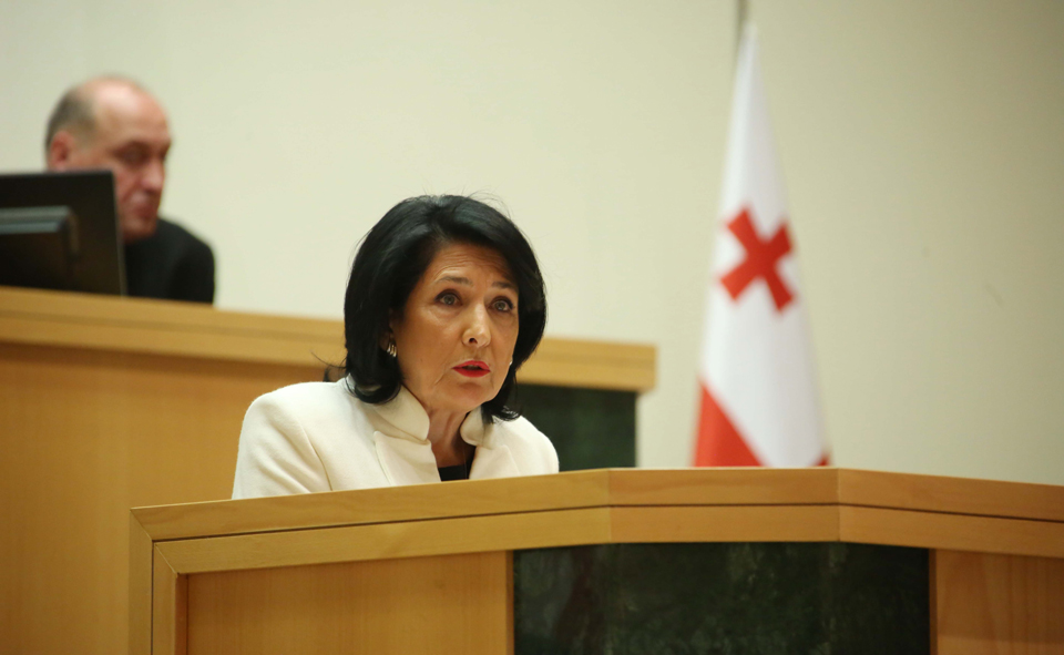 პრეზიდენტმა პარლამენტს რიგით მეოთხე წლიური ანგარიში საგაზაფხულო სესიაზე უნდა წარუდგინოს