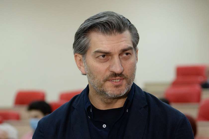 ჩვენსა და თქვენ შორის ვინც რუსული საქმე გააკეთა, იმის დედას შევე*ი-ყაველაშვილი ოპოზიციას