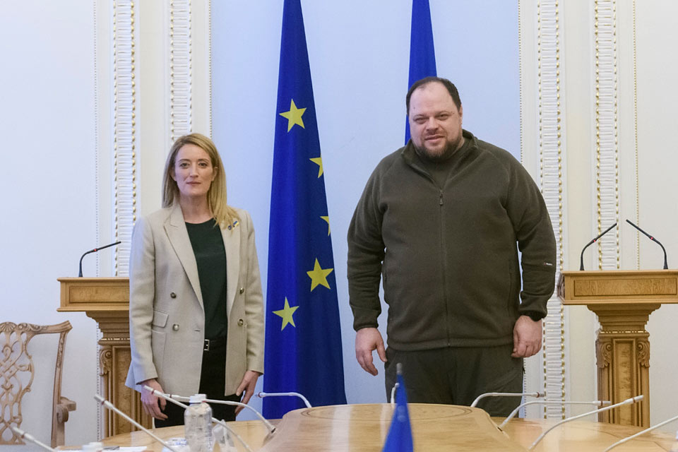 ევროპარლამენტის პრეზიდენტი რობერტა მეცოლა კიევში ჩავიდა