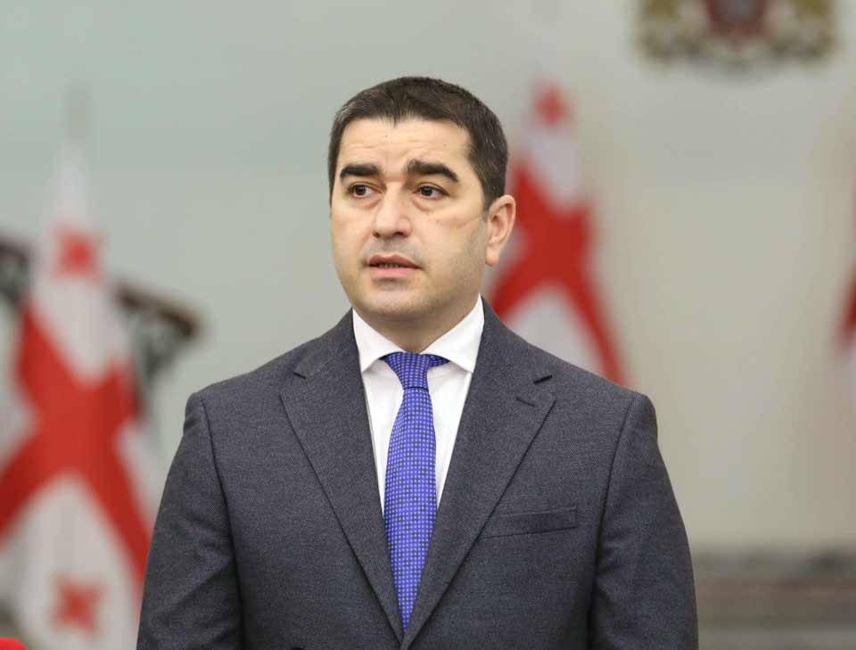 „ნაციონალური მოძრაობის“ პოლიტიკა სინამდვილეში არის ფარსი-პაპუაშვილი