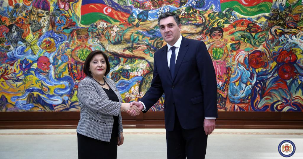 ილია დარჩიაშვილი აზერბაიჯანის რესპუბლიკის მილი მეჯლისის თავმჯდომარეს შეხვდა