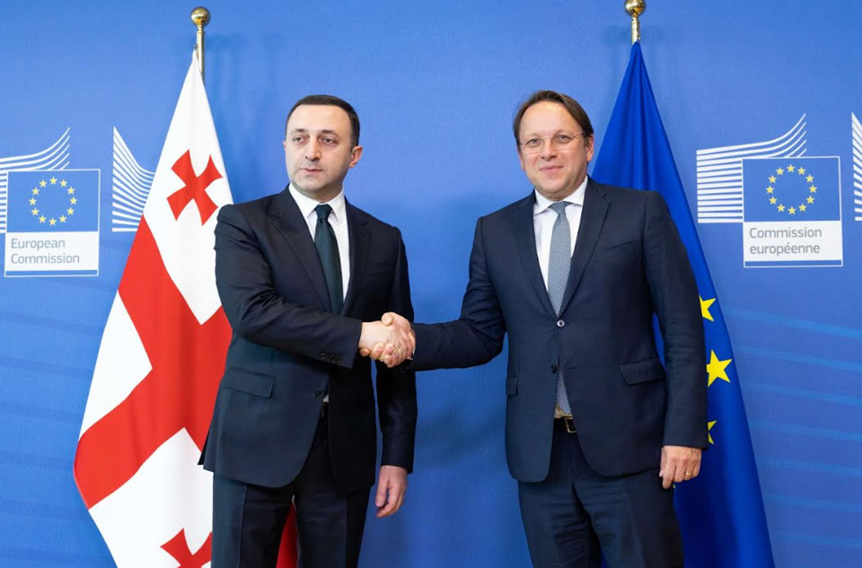 ევროკომისიამ ევროკავშირში წარდგენილ საქართველოს განაცხადთან დაკავშირებით დასკვნის მომზადება დაიწყო-ოლივერ ვარჰეი