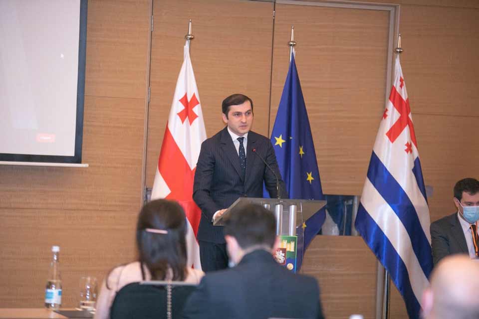 „ნაციონალური მოძრაობის“ ადგილობრივმა ბანდამ გადაწყვიტა კოვიდის ჩანაცვლება-თორნიკე რიჟვაძე