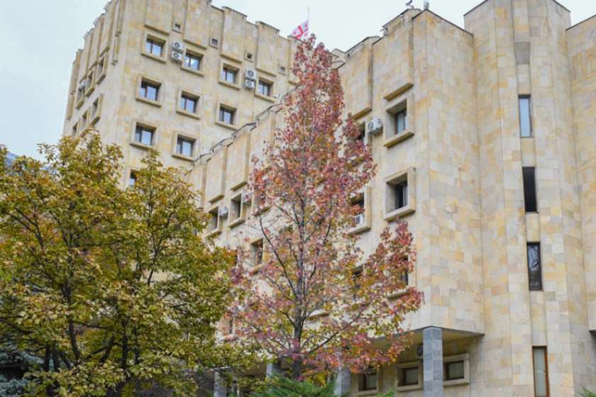 დიდი ბრიტანეთის მოქალაქის მკვლელობის ფაქტზე ბრალდებულებს 20 და 21 წლით თავისუფლების აღკვეთა მიესაჯათ