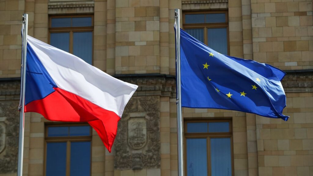 საფრანგეთმა ევროკავშირის თავმჯდომარეობა ჩეხეთს გადააბარა