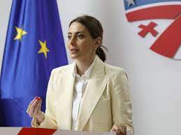 არასდროს დამიმალავს, რომ ხელისუფლებაზე ზეწოლის მთავარ მექანიზმად მიმაჩნია შიდა ზეწოლა, რაც გულისხმობს მათ შორის აქციებს-ხატია დეკანოიძე