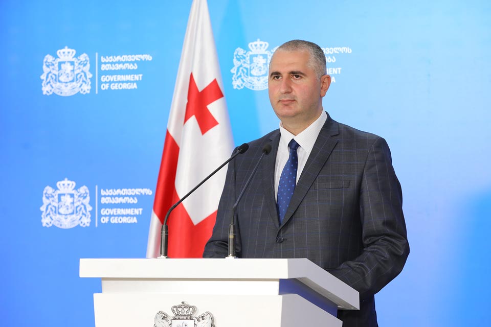 რუსეთის მოქალაქეების რაოდენობა არათუ გაზრდილია, არამედ განახევრებულია-ლაშა ხუციშვილი