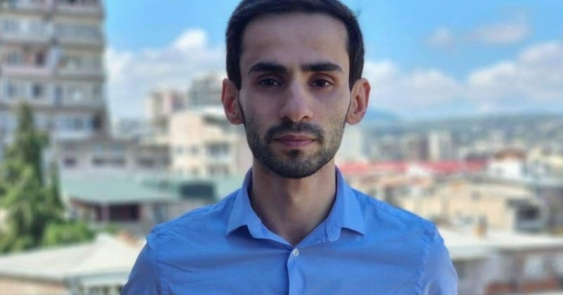 ნიკა სიმონიშვილმა საარჩევნო კოდექსის რევიზიასთან დაკავშირებით შექმნილი ჯგუფის სხდომა დატოვა - მიუღებელია იმ შეხვედრაზე ყოფნა, სადაც ჩემს კოლეგებს არ უშვებენ