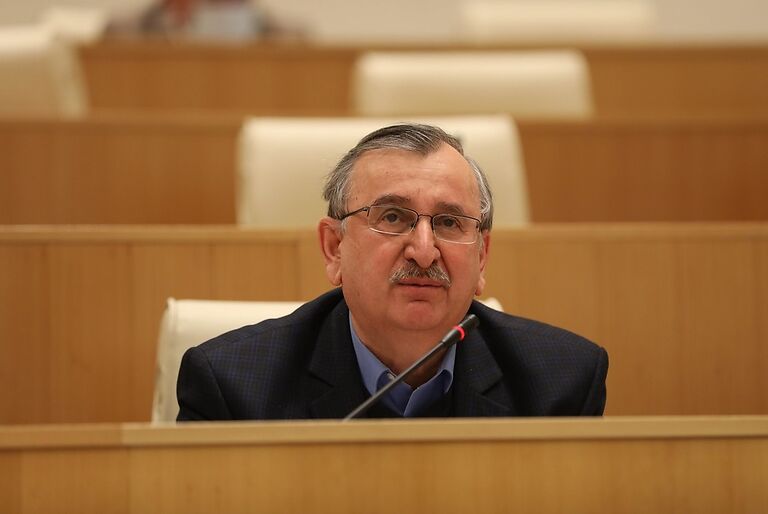რომან გოცირიძე - პარადოქსული ეკონომიკაა საქართველოში, ეკონომიკა იზრდება, ხალხი ღატაკდება
