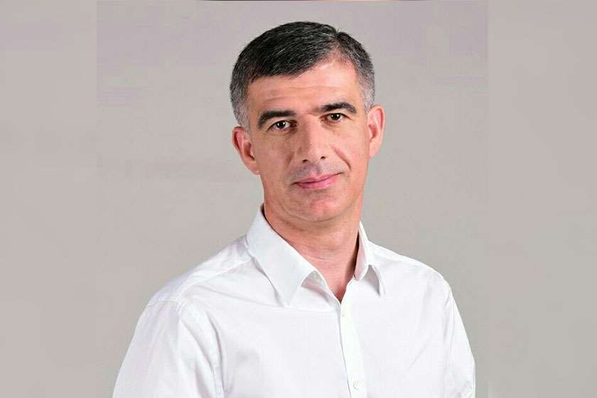 ბადრი ბასიშვილი აცხადებს, რომ „ნაციონალური მოძრაობის“ პოლიტსაბჭოს ტოვებს
