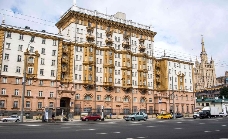 აშშ რუსეთში მყოფ თავის მოქალაქეებს მოუწოდებს, ქვეყანა დაუყოვნებლივ დატოვონ
