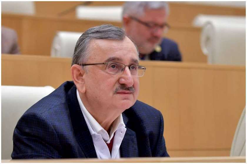 რომან გოცირიძე - მიხეილ სააკაშვილს რომ რაიმე მოუვიდეს, ერთადერთი ვინც გაასწრებს, არის ადამიანი, რომელსაც ვერტმფრენი აქვს - ივანიშვილი ჩაჯდება ვერტმფრენში და გაფრინდება ცხინვალში