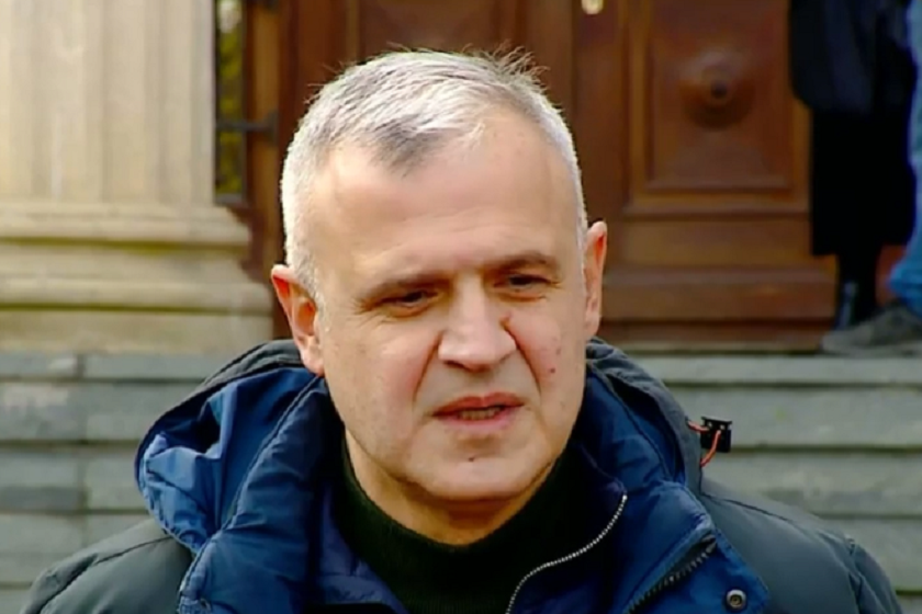 პარლამენტში მოშიმშილეებს „ნაციონალური მოძრაობის“ კიდევ ერთი დეპუტატი თემურ ჯანაშია შეუერთდა