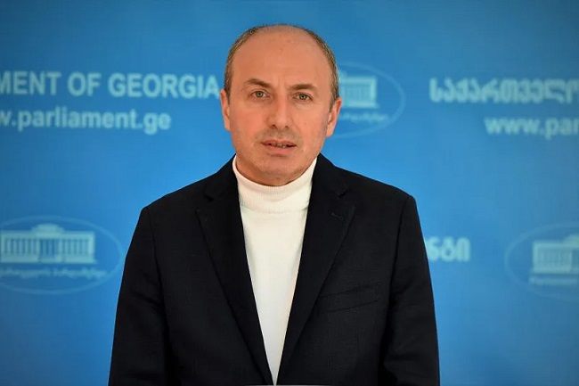 გურამ მაჭარაშვილი - ზელენსკიმ არახამიას სთხოვოს მოლაშვილის, რობაქიძის, გირგვლიანის სურათები და სააკაშვილის სურათთან ერთად გამოამზეუროს,