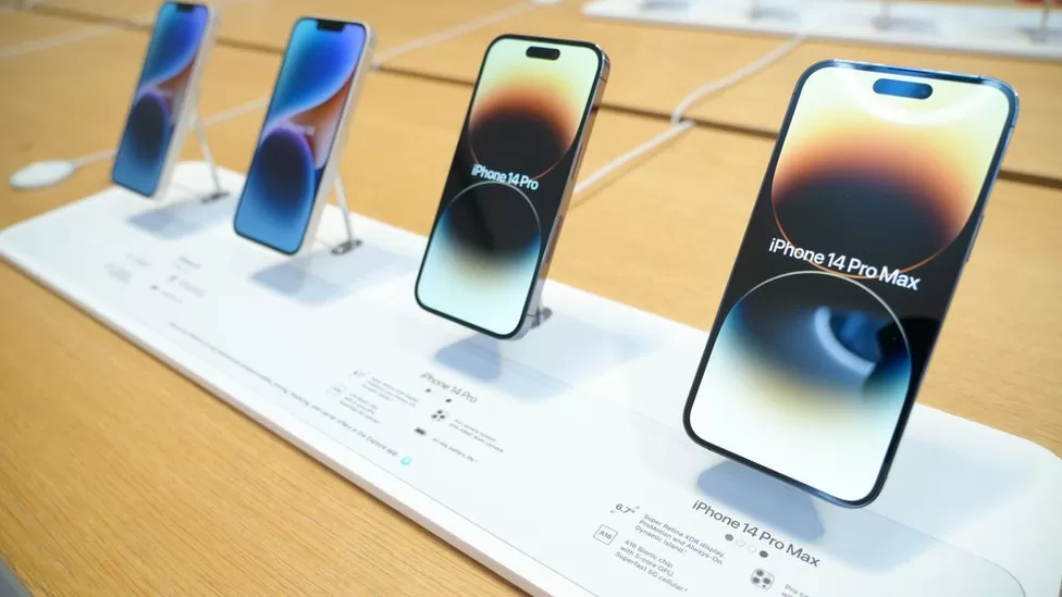 Apple-ის გაყიდვები შემცირდა