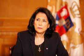 პრეზიდენტის ადმინისტრაცია უცხოური გავლენის კანონპროექტზე - ევროპას კი არა, რუსეთის მანკიერ მოდელს გვაახლოებს