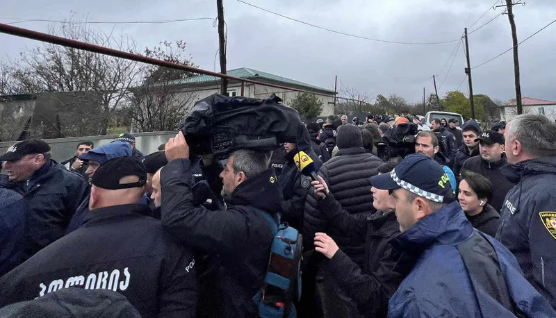 საჩხერეში, სოფელ ჭორვილაში „ნაციონალური მოძრაობის“ წარმომადგენლების გამოჩენას ხმაური და დაპირისპირება მოჰყვა