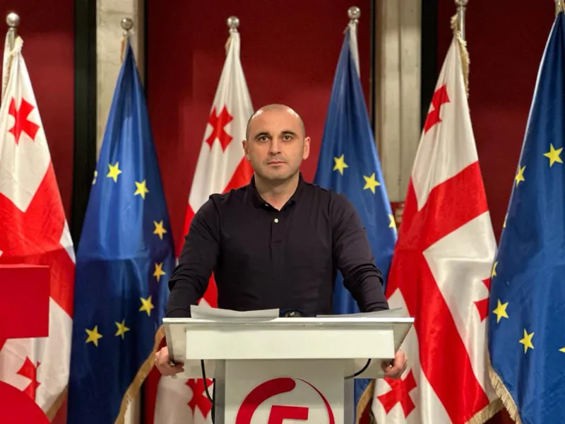 ლევან ხაბეიშვილი - ვერანაირი თავსმოხვეული, უაზრო გარჩევები, შემოგდებული თემები და რუსი ოლიგარქის ოინები, ვერ შეძლებს მთავარი საქმიდან ჩვენი ყურადღების გადატანას