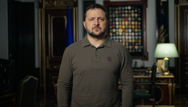 ზელენსკი: ნახევარი მილიონი ადამიანის მობილიზების აუცილებლობას ვერ ვხედავ