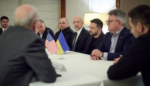 Zelensky meets with U.S. senators to discuss sanctions, anti-ballistic protection