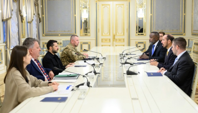Zelensky meets Lockheed Martin team to discuss Patriot missiles, F-16 repairs in Ukraine