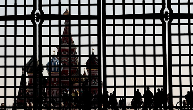 Kremlin says trilateral talks could resume in November